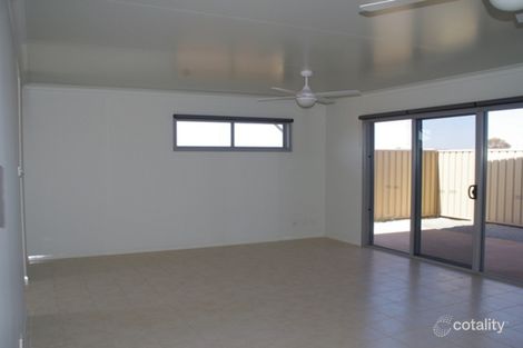 Property photo of 22 Hibiscus Way Newman WA 6753