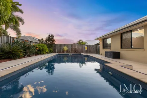 Property photo of 3 Lauradale Crescent Ormeau QLD 4208