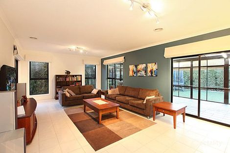 Property photo of 53 Glastonbury Circuit Point Cook VIC 3030