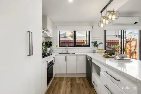 Property photo of 75 Cheviot Avenue Berwick VIC 3806