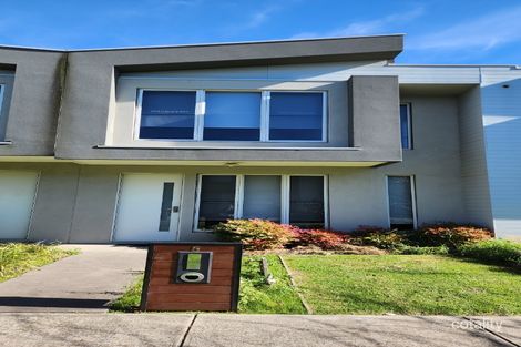 Property photo of 5 Aviara Walk Cranbourne VIC 3977