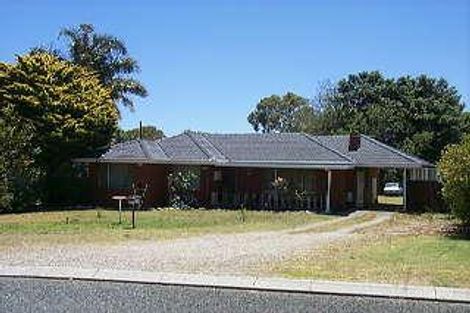 32 Gotha Way, Forrestfield, WA 6058