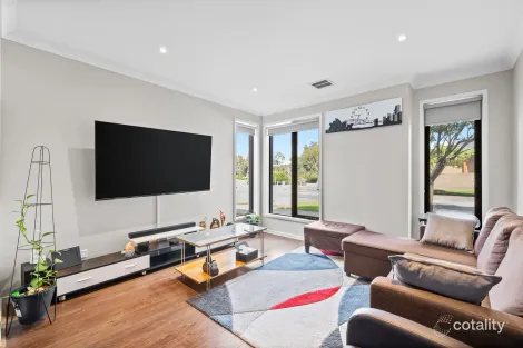 Property photo of 41 Saltlake Boulevard Wollert VIC 3750