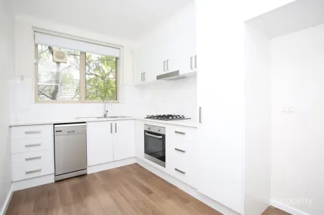 8/32 Power St, Hawthorn, VIC 3122