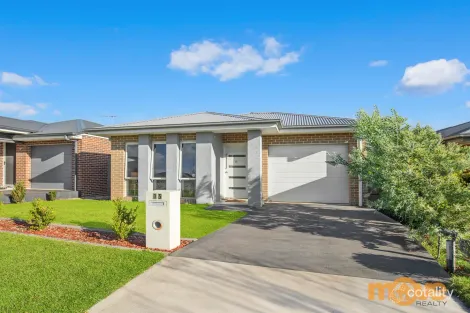 15 Belgian St, Box Hill, NSW 2765