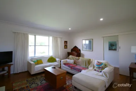 Property photo of 9 Franklin Road Orange NSW 2800