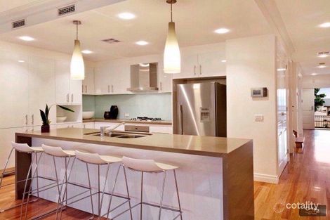 Property photo of 6A Riddle Street Bentleigh VIC 3204