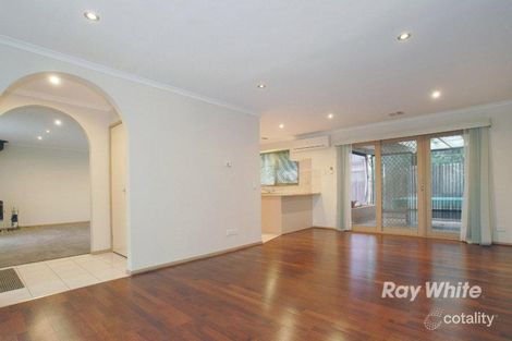 143 Lawless Dr, Cranbourne North, VIC 3977