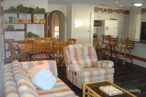 Property photo of 5 Barossa Place Edensor Park NSW 2176