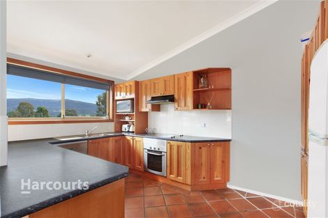 Property photo of 28 Lucas Drive Horsley NSW 2530
