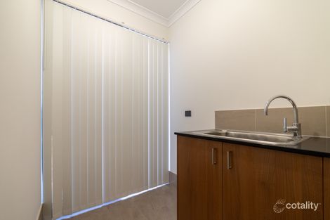 Property photo of 22 Bronzite Road Treeby WA 6164