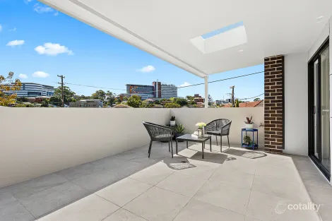 Property photo of 15/33 Rawlinson Avenue Wollongong NSW 2500