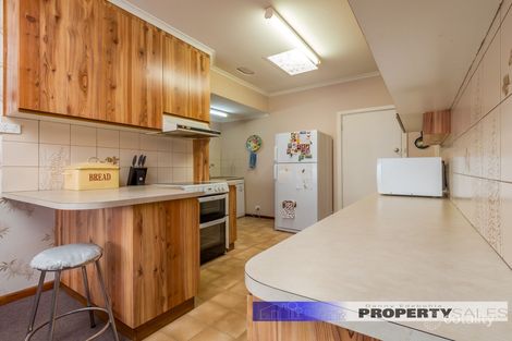 Property photo of 3 Durham Road Newborough VIC 3825