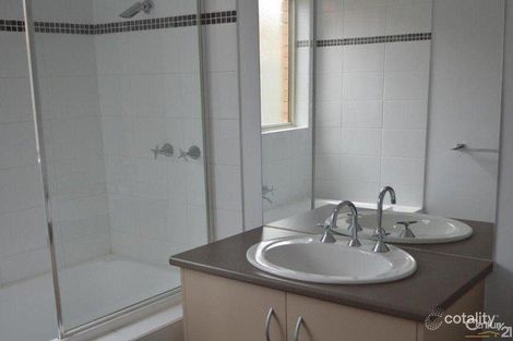 Property photo of 41 Archers Field Drive Cranbourne East VIC 3977