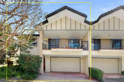 Property photo of 4/9 Pamela Place Kenmore Hills QLD 4069