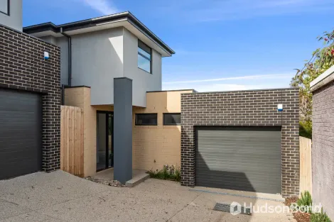 3/8 NIRVANA CRES, BULLEEN, VIC 3105