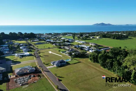 13 Nautilus St, Mission Beach, QLD 4852