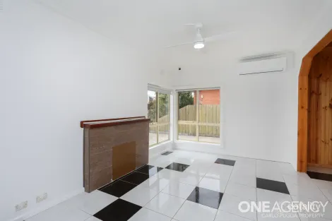 Property photo of 12 Buchanan Street St Albans VIC 3021