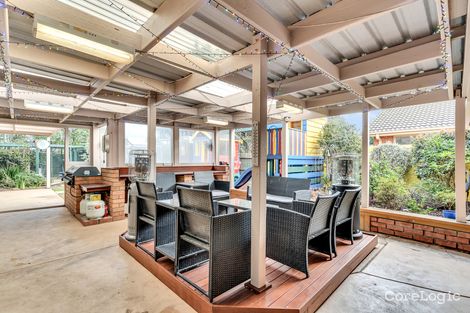 Property photo of 84 Yarcombe Crescent Craigieburn VIC 3064