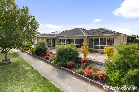 Property photo of 14 Cambridge Crescent Taylors Lakes VIC 3038