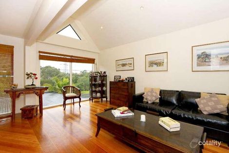 Property photo of 27 Thornbury Crescent Malvern East VIC 3145