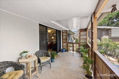 Property photo of 2 Beck Street Mount Lofty QLD 4350