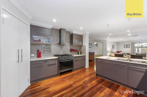 Property photo of 14 Margaret Place Taylors Hill VIC 3037