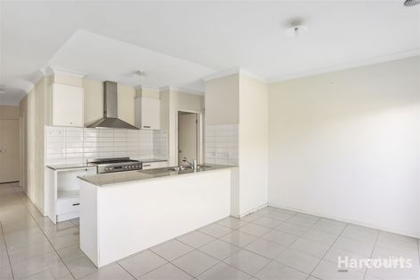 30 Ellaroo Cct, Clyde North, VIC 3978