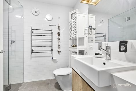 Property photo of 214/32 Glenora Street Wynnum QLD 4178
