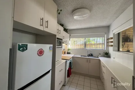 Property photo of 2/17 Albert Street Annerley QLD 4103