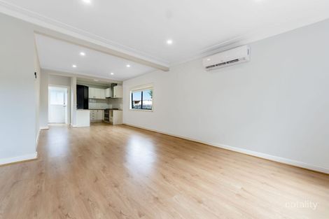 Property photo of 12 Anakie Road Bell Park VIC 3215