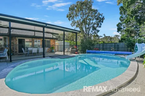Property photo of 38 Gordon Crescent Sandstone Point QLD 4511
