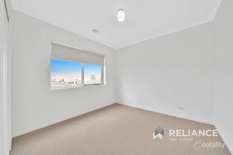 Property photo of 5 Dodson Drive Point Cook VIC 3030