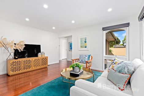 Property photo of 17 Linsley Way Wantirna VIC 3152