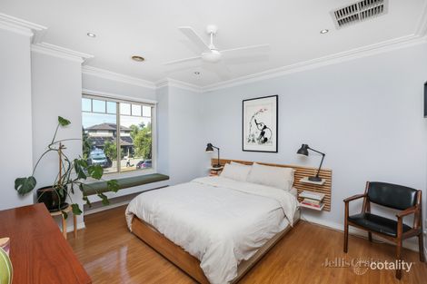 Property photo of 2/8 Edgar Street Kingsville VIC 3012
