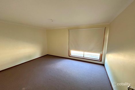 Property photo of 3 Rapsey Court West Wodonga VIC 3690