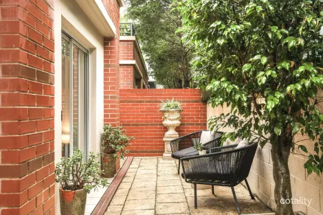 2/5-9 CLIFFORD ST, MOSMAN, NSW 2088