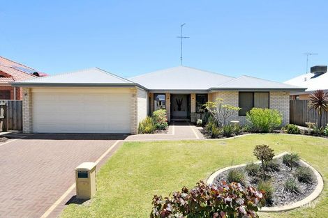 26 Carissa Turn, Halls Head, WA 6210