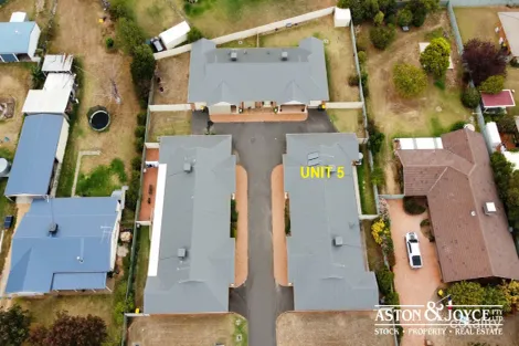 Property photo of 5/26-28 Warraderry Street Grenfell NSW 2810
