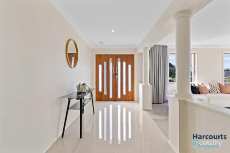 Property photo of 19 Perkins Drive Kellyville NSW 2155