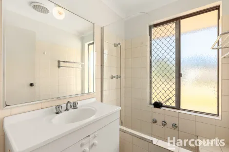 Property photo of 34 Waldron Boulevard Greenfields WA 6210