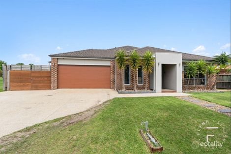 88 Livingstone Bvd, Pakenham, VIC 3810