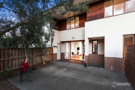 Property photo of 19 Springthorpe Boulevard Macleod VIC 3085