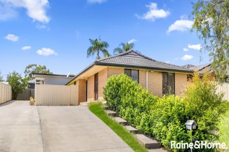 Property photo of 9 Jessica Place Rosemeadow NSW 2560