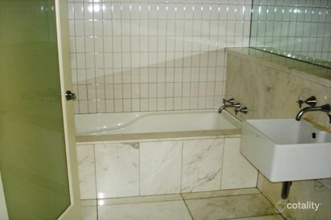 Property photo of 7 Mercer Way Armadale VIC 3143