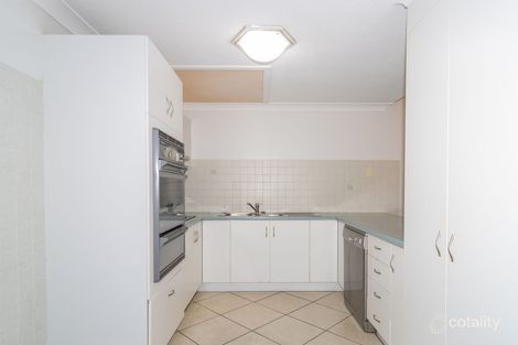 Property photo of 2/438 Esplanade Torquay QLD 4655