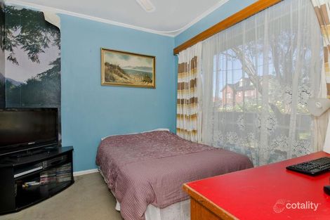 Property photo of 13 McNeilly Crescent Seaton SA 5023