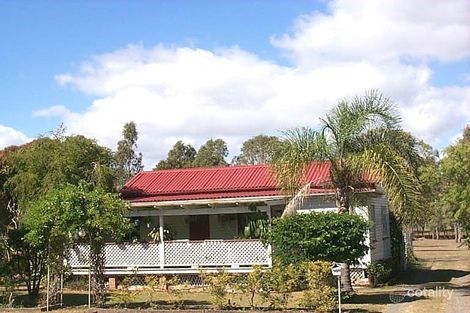 24 Brighton St, Point Vernon, QLD 4655