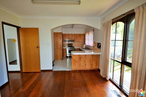 Property photo of 20 Autumn Grove Mooroolbark VIC 3138