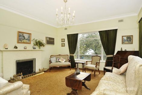 Property photo of 7 Keystone Crescent Kew East VIC 3102